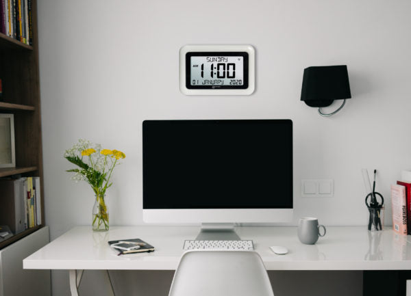 VISO 10 Clock in office, wall mounted