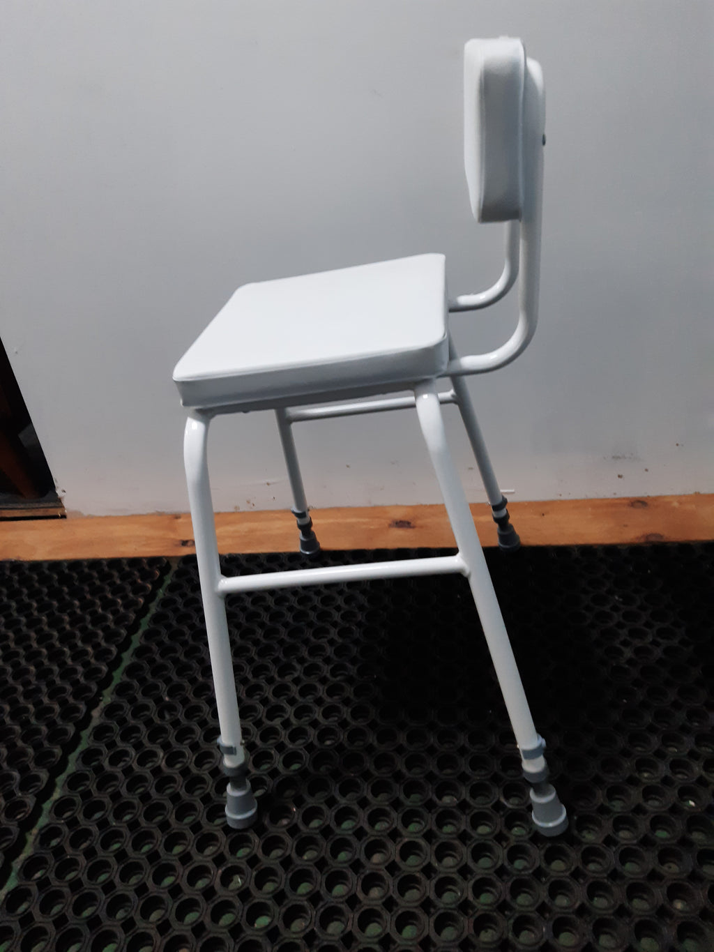 Height Adjustable Perching Stool, Ex Display