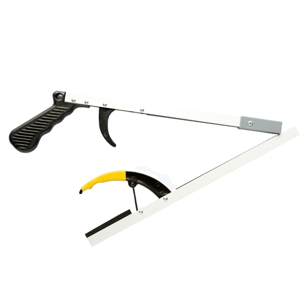 Lightweight Folding Reacher – 66 cm (26 inches)