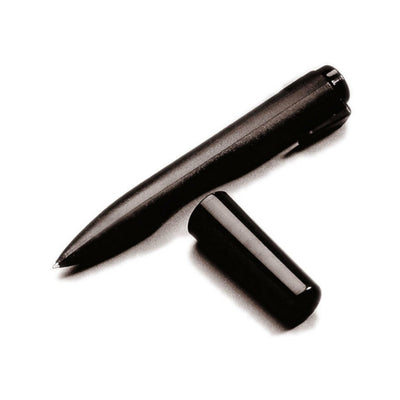 Photo of black contour pen with lid off with white background