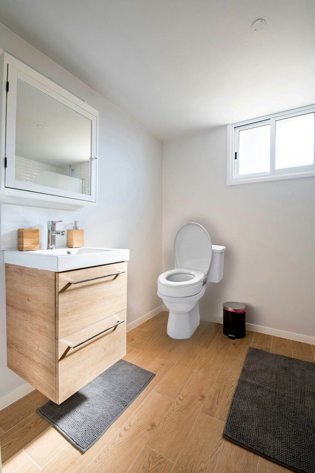 Ashby Lift Toilet Seat - Oval in bathroom