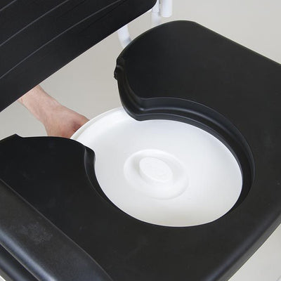 the image shows a close up of the pan of the bariatric mobile commode