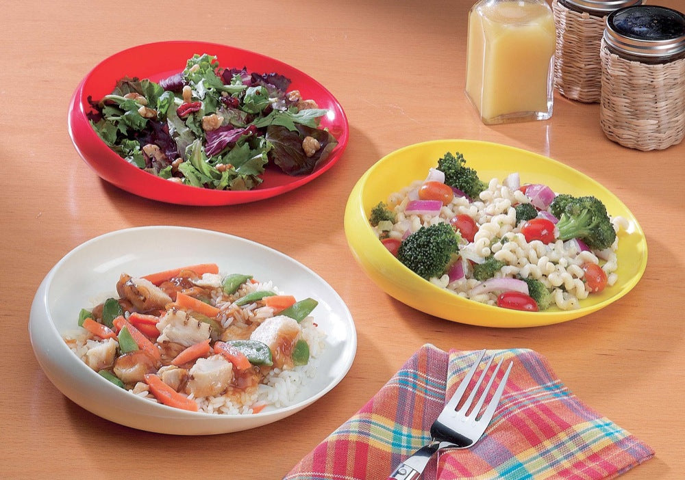 shows all three colour options for the round scoop dish, each with food on them