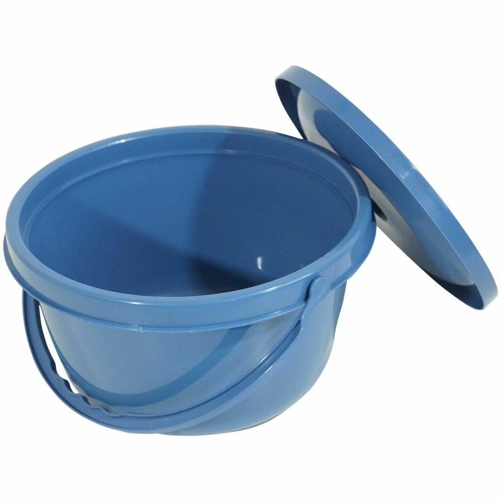 Shows the collection receptacle 
