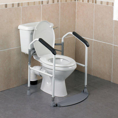 shows the buckingham foldeasy toilet surround