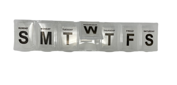 the large 7 day pill case with braille