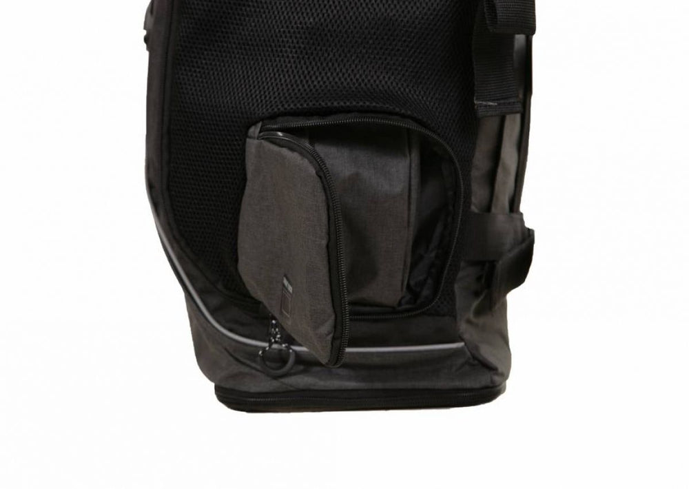 Image of the side pocket on a torba go, it is open