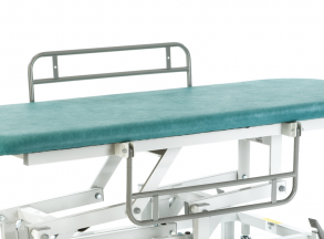 Optional side rail for therapy hygiene table